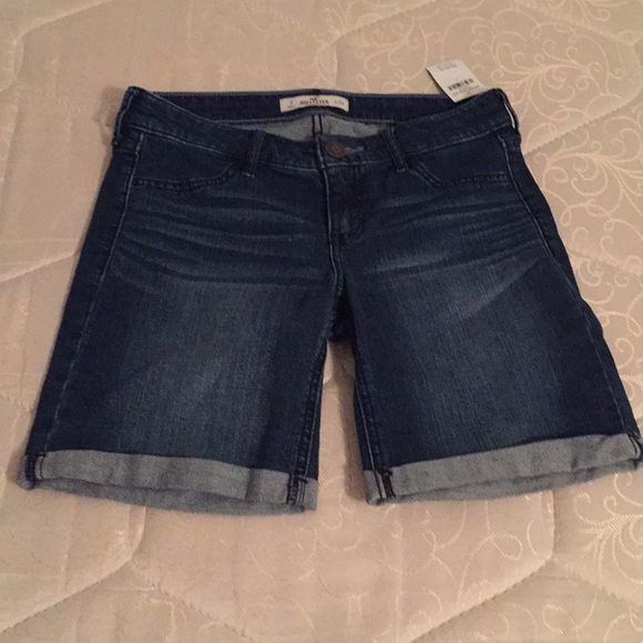Hollister Pants - Juniors Hollister Jean shorts size 0.